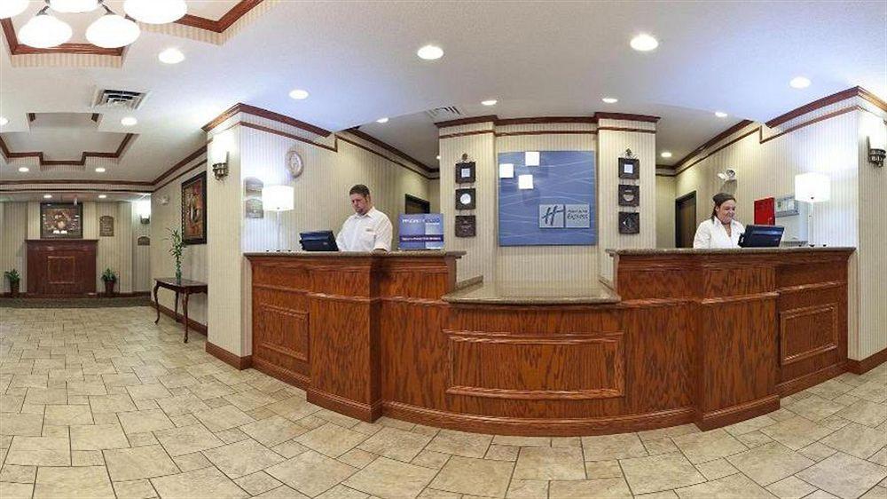 Hotel Express & By Ihg 2*