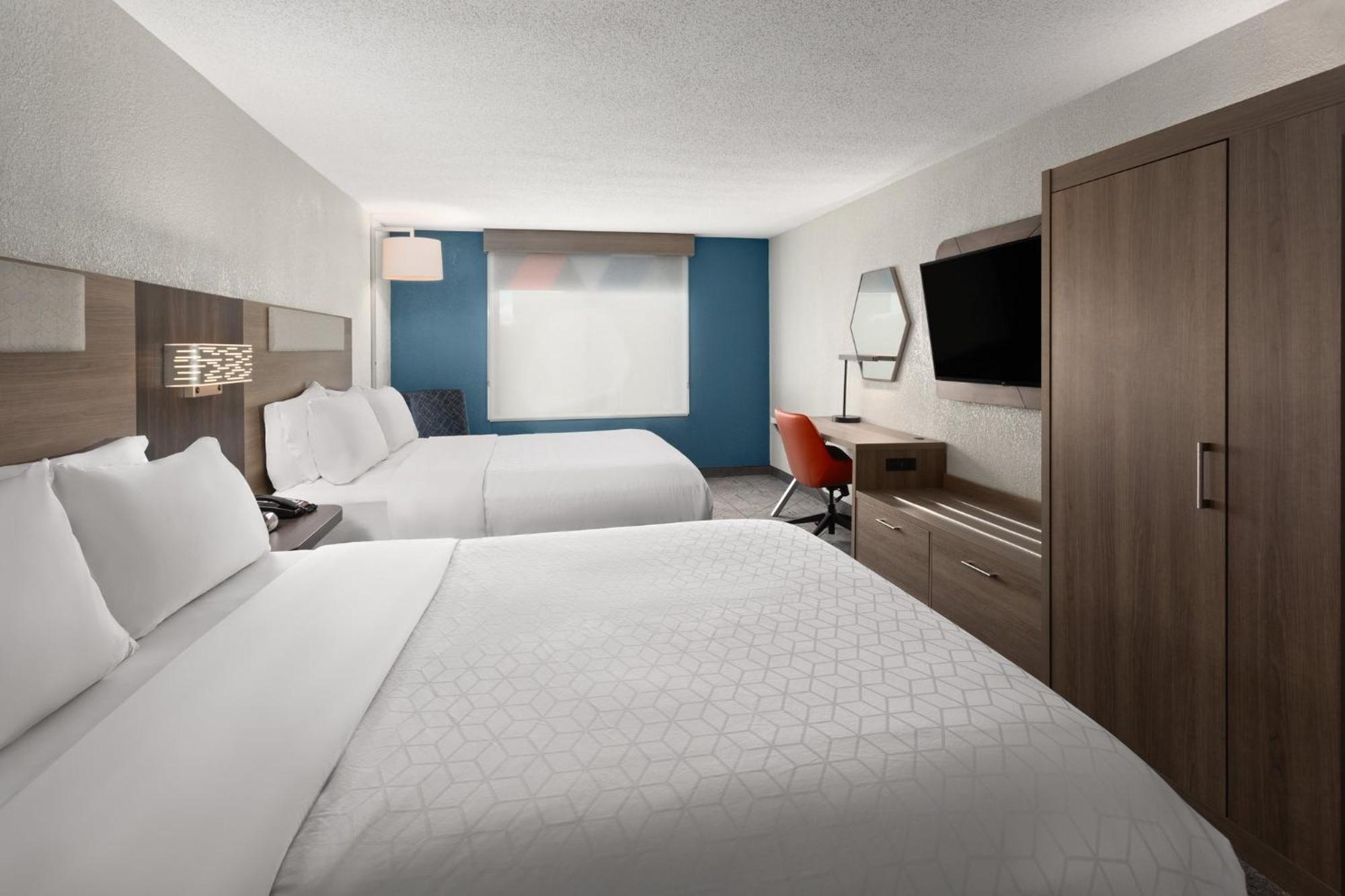 Express & By Ihg DuBois